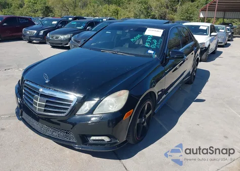 2010 Mercedes-Benz E 550 из США, поврежденный, VIN WDDHF7CB8AA153850